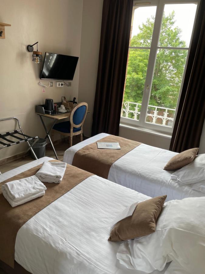 סן-ואלרי-סור-סום Logis Hotel- Restaurant Le Relais Guillaume De Normandy מראה חיצוני תמונה